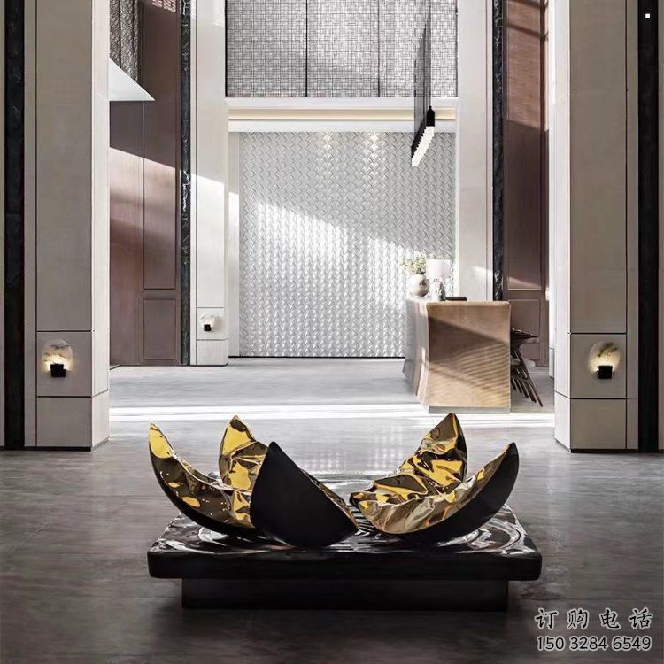 花瓣雕塑定做，小區(qū)擺件，鏡面不銹鋼花瓣雕塑制作