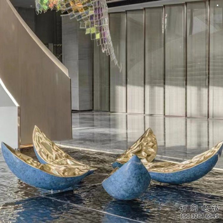 制造花瓣雕塑廠家，美陳組合，不銹鋼花瓣雕塑制作廠家