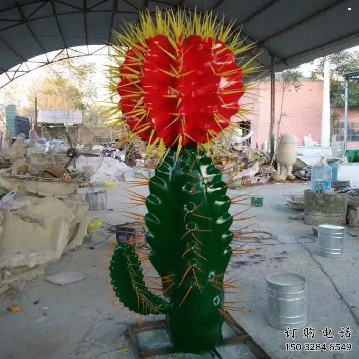 彩繪仙人球雕塑