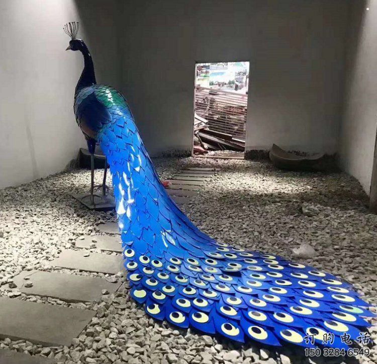孔雀雕塑精選，露天雕塑，不銹鋼烤漆孔雀雕塑廠家
