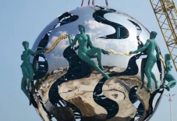 地球雕塑供應(yīng)，花園小品，鏡面地球天使雕塑廠家