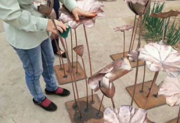 銅荷葉雕塑定制，小區雕塑，銅荷葉雕塑提供