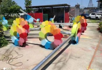 金銀花雕塑定價(jià)，街頭雕塑，不銹鋼金銀花雕塑制作廠(chǎng)家