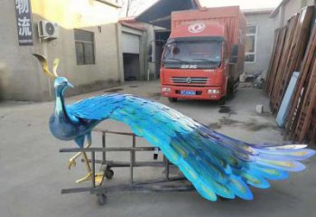 地產孔雀雕塑供應，地標擺件，不銹鋼孔雀雕塑制造廠家