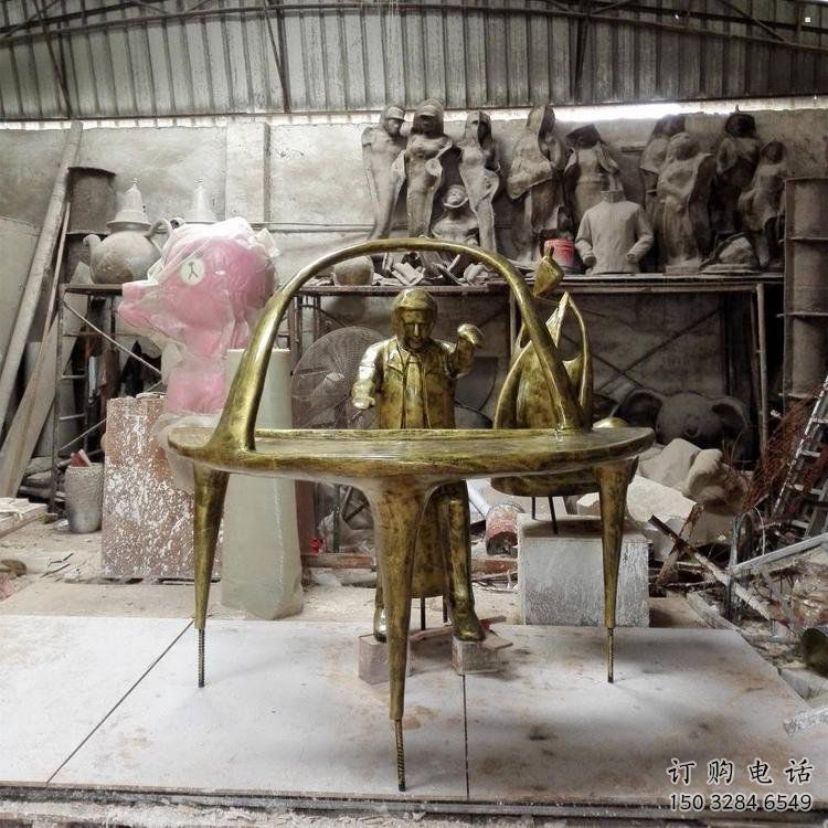 房地產鋼琴雕塑