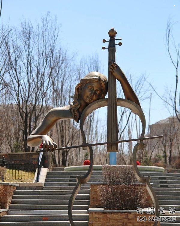 商業街吉他雕塑