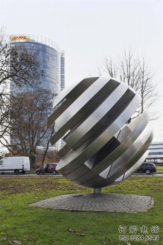 鏤空球雕塑生產，公園小品，異形鏤空球雕塑指用廠家