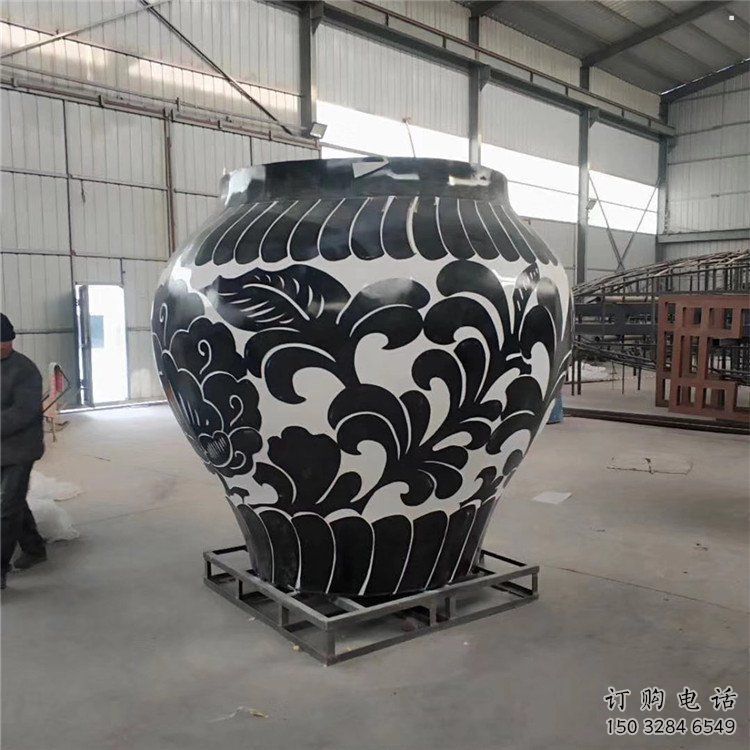 花瓶雕塑制造商，城市雕塑，玻璃鋼花瓶雕塑觀賞型