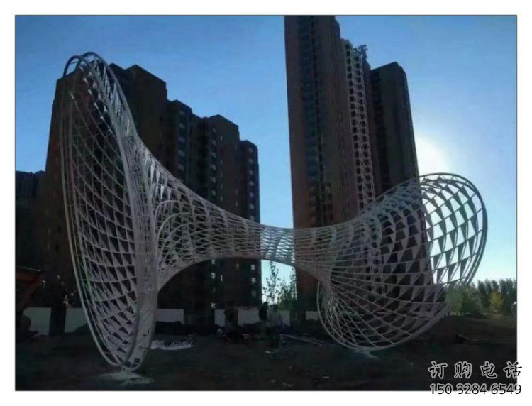 花瓶雕塑制造，歐式風格，鏤空花瓶雕塑廠家供給