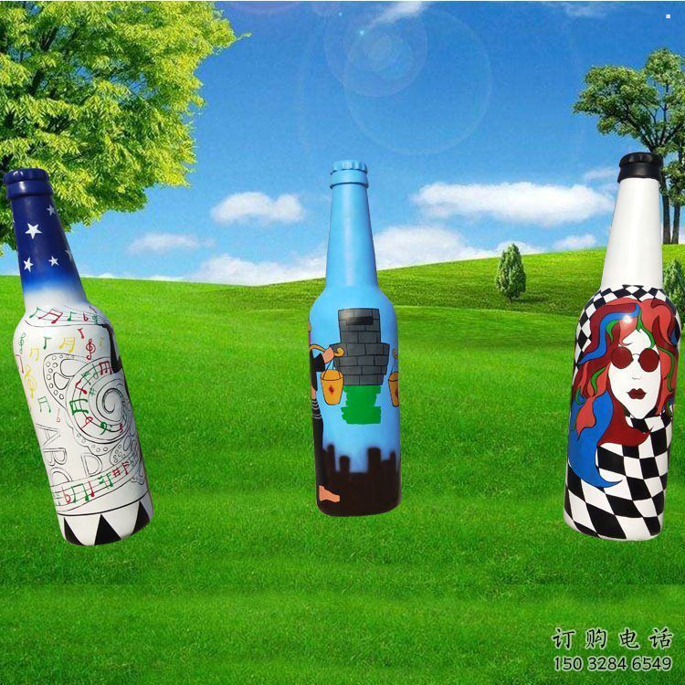 啤酒瓶雕塑承接，景區案例，玻璃鋼啤酒瓶雕塑承接