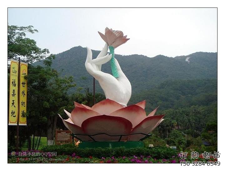 手拈花雕塑，街頭藝術(shù)，不銹鋼手拈花雕塑展品