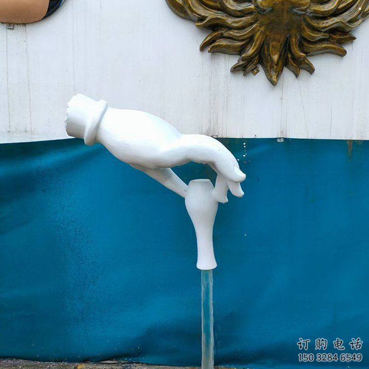 手雕塑服務(wù)商，公園小品，地產(chǎn)手捏瓶子雕塑廠家