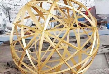 鏤空球雕塑定價(jià)，景觀雕塑，異形鏤空球雕塑擺件廠家