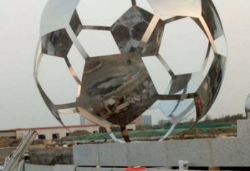 酒店足球雕塑