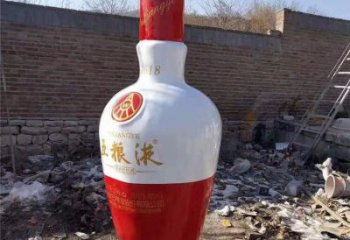 酒瓶雕塑定價(jià)，景觀概念，玻璃鋼酒瓶雕塑預(yù)定