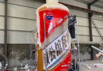 酒瓶雕塑觀賞型，標識雕塑，紀念玻璃鋼酒瓶雕塑展品