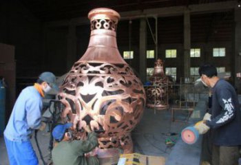 銅花瓶雕塑制作優選，戶外雕塑，軟裝銅花瓶雕塑廠家