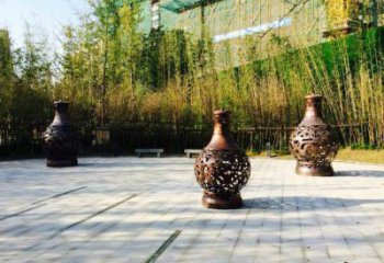 銅花瓶雕塑制造商，小區擺件，景觀銅花瓶雕塑廠家