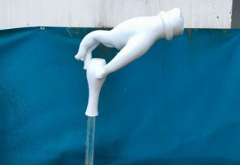 手景觀雕塑指用，戶外擺放，手捏瓶子雕塑廠家通用