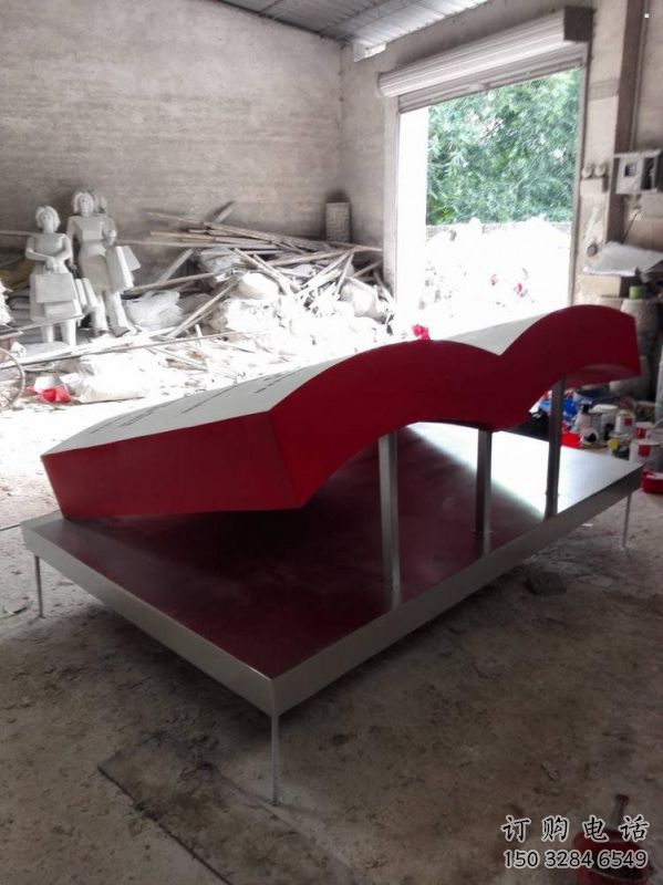 景觀書籍雕塑工程，校園雕塑，玻璃鋼書籍雕塑廠家