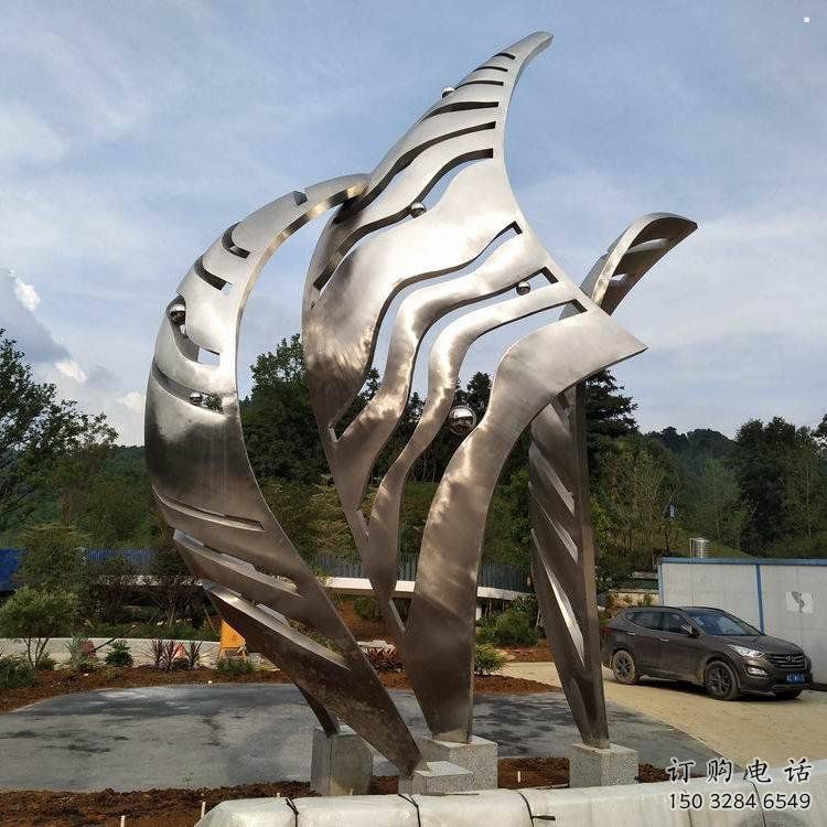 鏡面樹葉雕塑廠家，鍛造工藝，不銹鋼鏡面樹葉雕塑承接