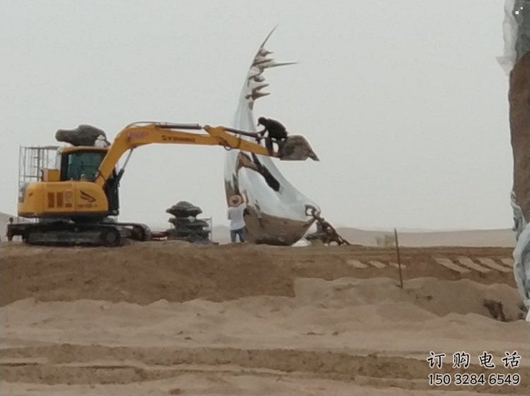 水滴雕塑標(biāo)志供需，透雕系列，鏡面水滴雕塑制造商