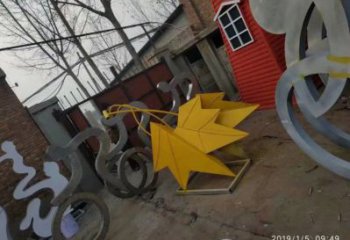 楓葉雕塑制作，園林裝飾，建筑烤漆楓葉雕塑廠家