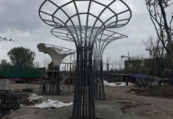 遮陽樹雕塑制造，鏤空雕塑，不銹鋼遮陽樹雕塑廠家
