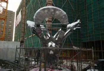 鏡面樹葉雕塑特供，標(biāo)識(shí)雕塑，不銹鋼鏡面樹葉雕塑生產(chǎn)