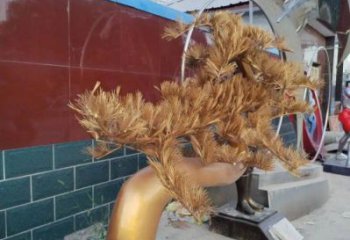 農(nóng)村松樹雕塑