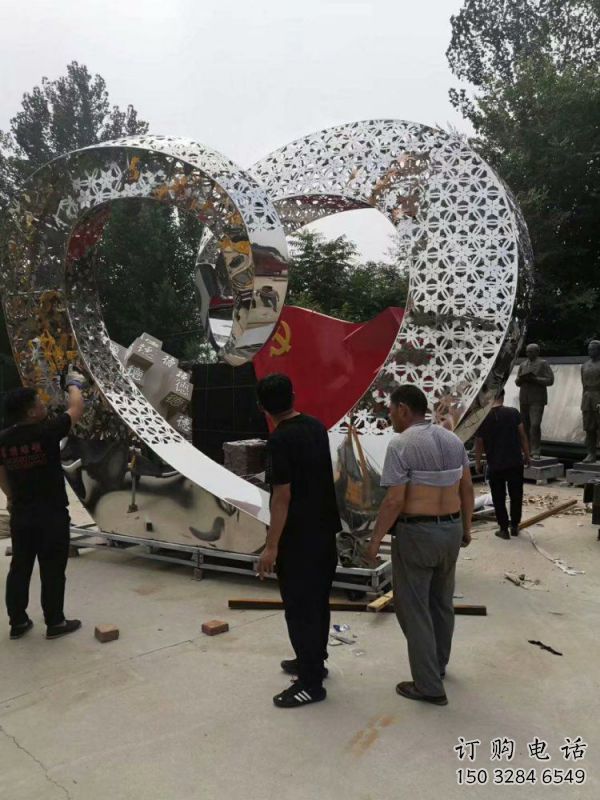 心形雕塑定做，城區小品，景觀鏡面心形雕塑定價