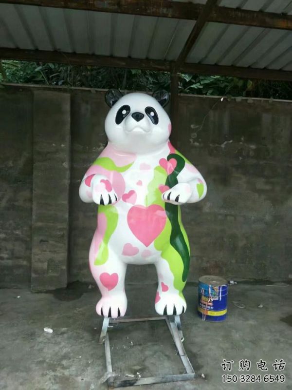 熊貓雕塑常用，景觀概念，彩繪熊貓雕塑廠家展品