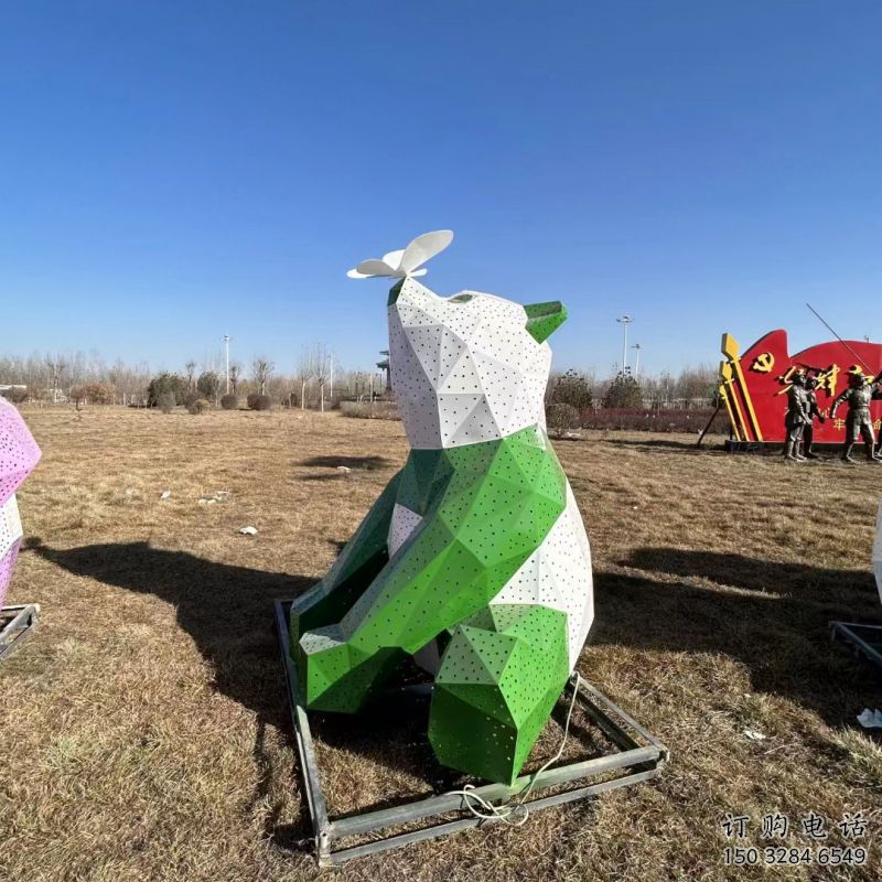 彩繪熊貓雕塑通用，花園小品，廣場切面熊貓雕塑優(yōu)價(jià)