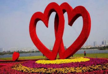 大門口雙心雕塑