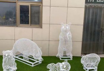 戶外熊貓雕塑通用，多彩藝術(shù)，景觀鏤空熊貓雕塑供應(yīng)