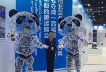 紀(jì)念熊貓雕塑生產(chǎn)，廣場雕塑，鏤空熊貓雕塑展品