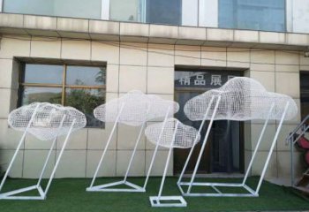 房地產(chǎn)云梯雕塑