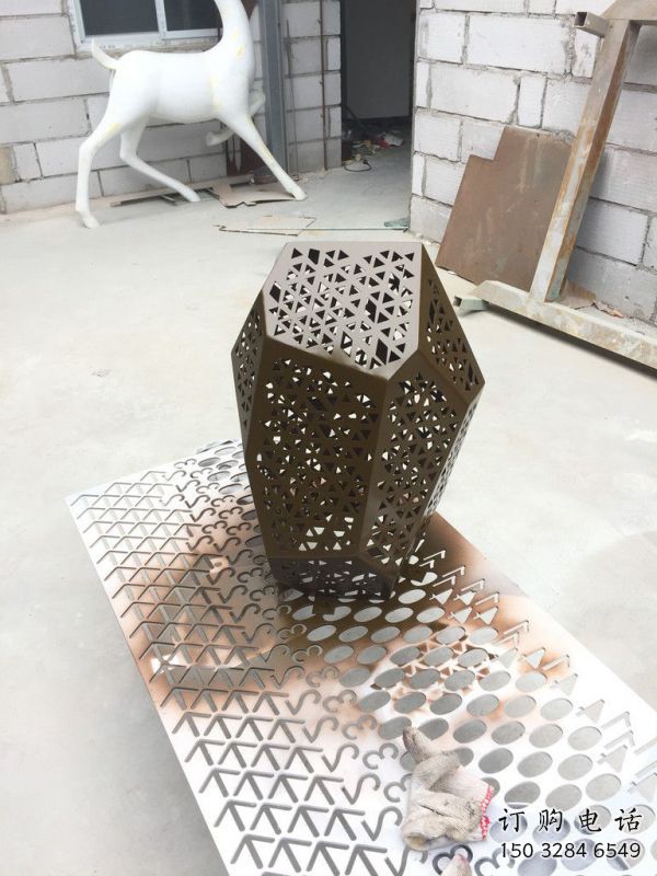 仿古鵝卵石雕塑