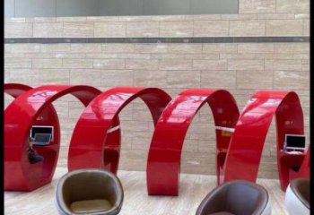 創意坐凳雕塑，膠卷藝術造型，膠卷坐凳雕塑制作