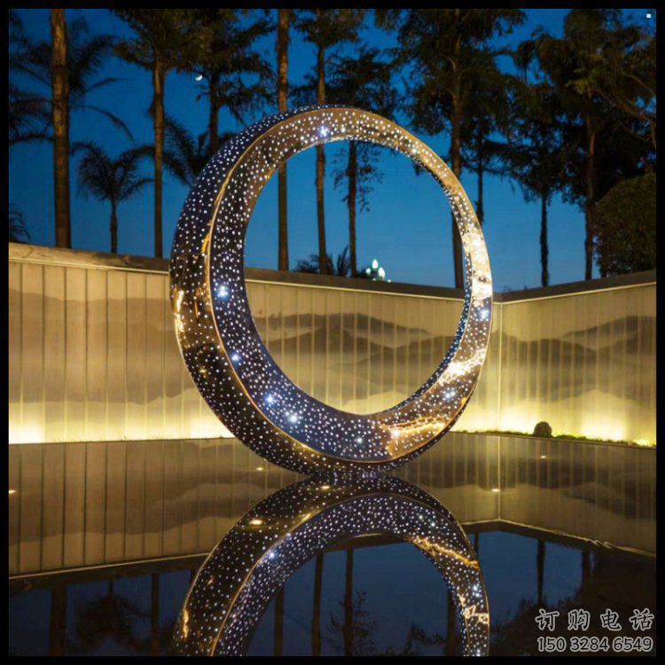 廣場月牙雕塑批發，廣場系列，鏤空月牙雕塑定價