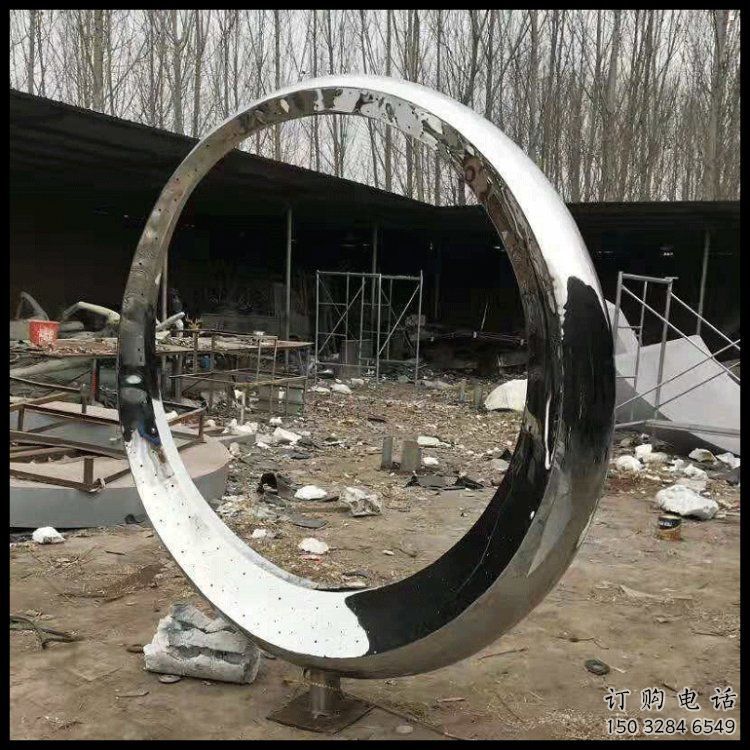 月牙雕塑選用，小區擺件，大型鏤空月牙雕塑公司