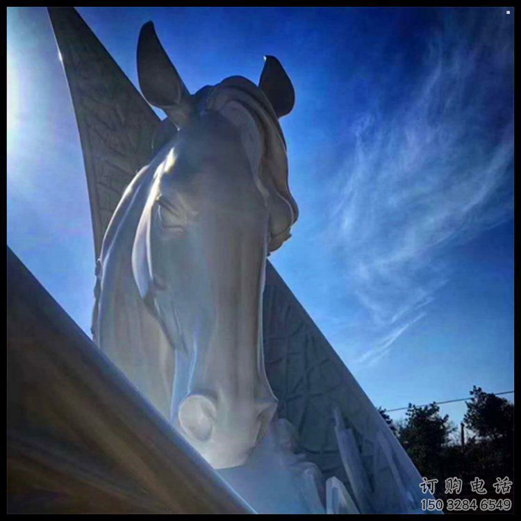 月亮雕塑異型優(yōu)選，城市裝飾，展示月亮馬頭雕塑定做