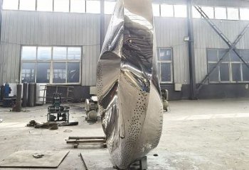 圓環(huán)雕塑優(yōu)價(jià)，鋼管組合，不銹鋼圓環(huán)雕塑特供