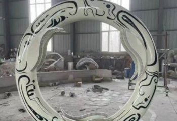圓環(huán)雕塑選定，園林裝飾，大型烤漆圓環(huán)雕塑公司提供