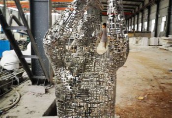 鏤空人物雕塑展品，景觀概念，鐵藝字母人物雕塑優選