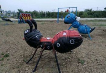 輪胎螞蟻雕塑供應，花園小品，彩繪輪胎螞蟻雕塑展品