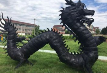 輪胎龍雕塑優(yōu)選，陸地擺件，園林輪胎龍雕塑供應