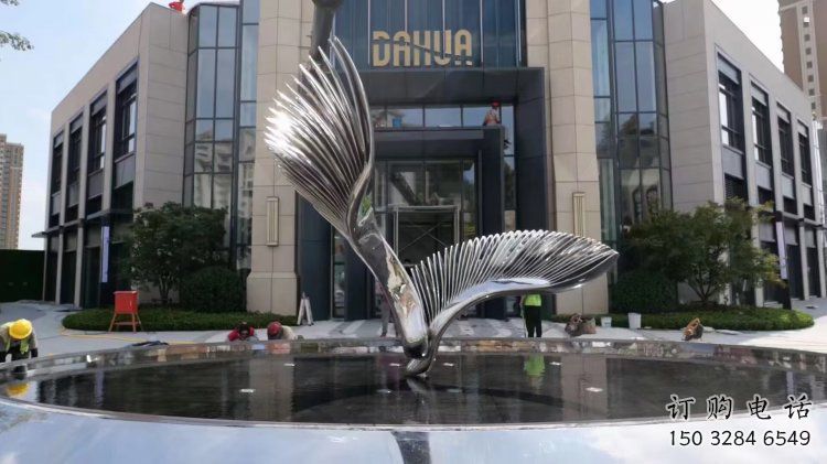 景觀鳥翅雕塑供應(yīng)，校園雕塑，不銹鋼鳥翅雕塑供求