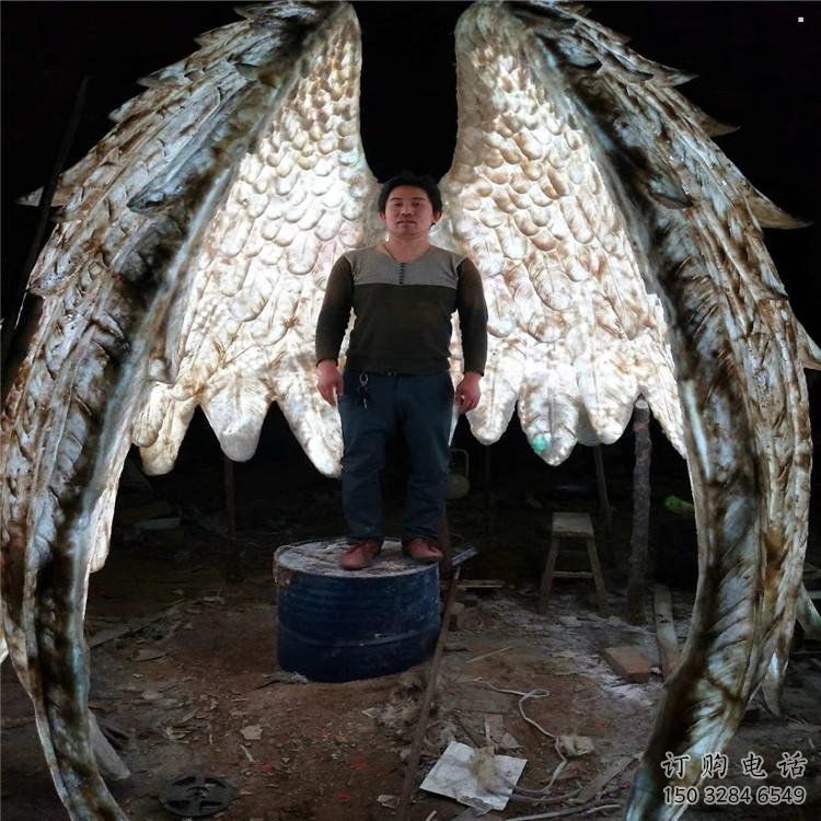 鳥翅雕塑優選，多彩藝術，不銹鋼鳥翅雕塑選用