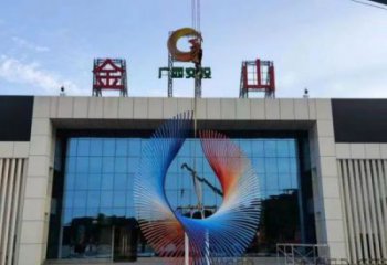 彩繪景觀鳥翅雕塑生產，景區案例，不銹鋼鳥翅雕塑優選